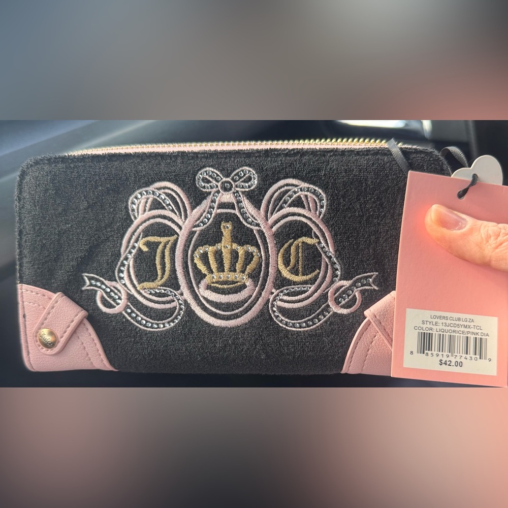 NEW Juicy Couture Lovers Club Large Zip Around Wallet Liquorice/Pink Diamond